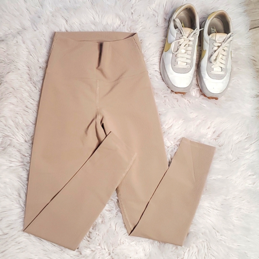 Beach Riot 🖤 Ribbed Leggings